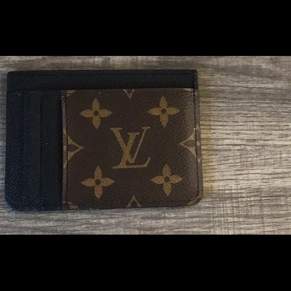 Louis Vuitton Monogram Card Holder - Picture 2 of 7